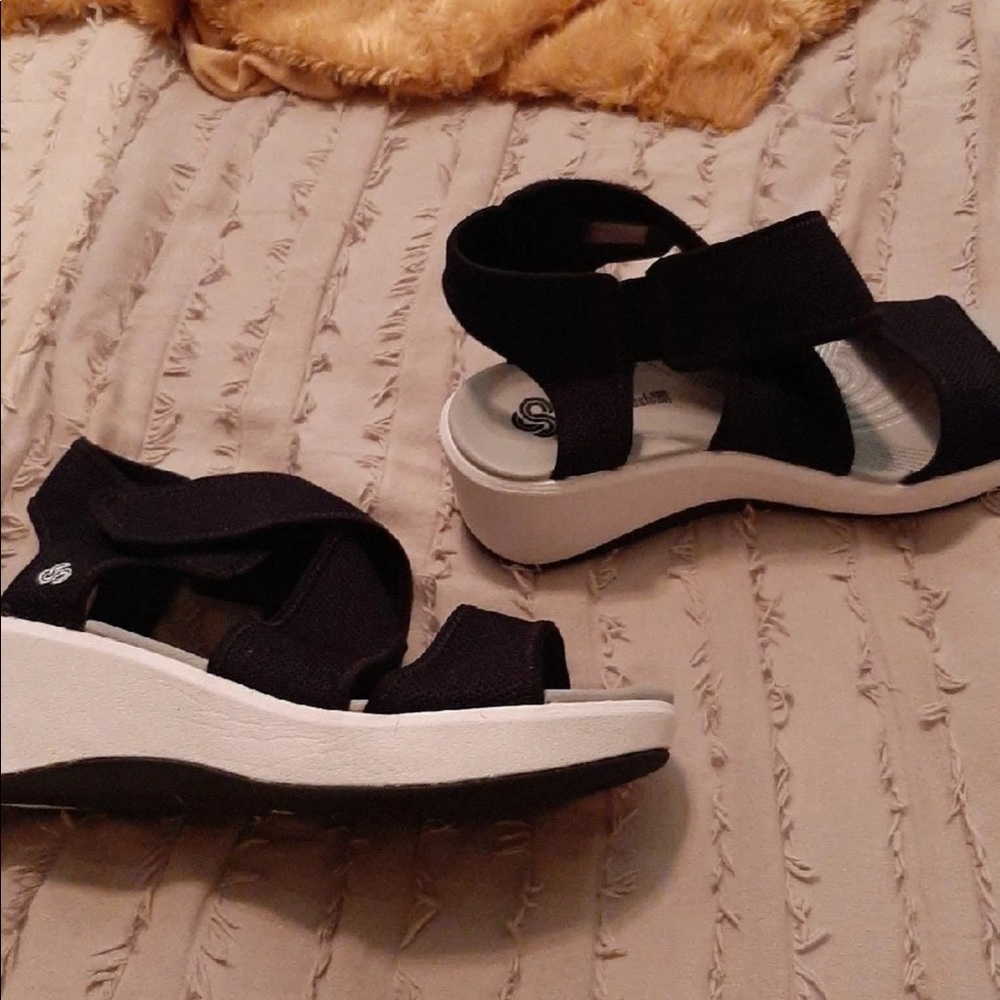 Clark’s cloudsteppers Cali sandal